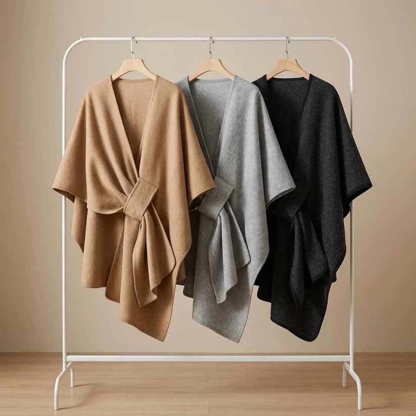 Isabel | Poncho envolvente con presilla frontal
