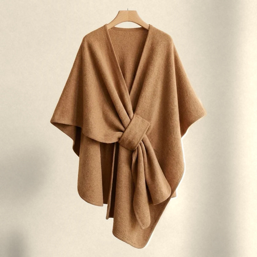 Isabel | Poncho envolvente con presilla frontal