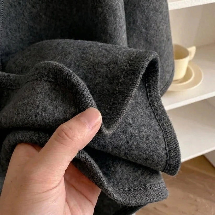 Isabel | Poncho envolvente con presilla frontal