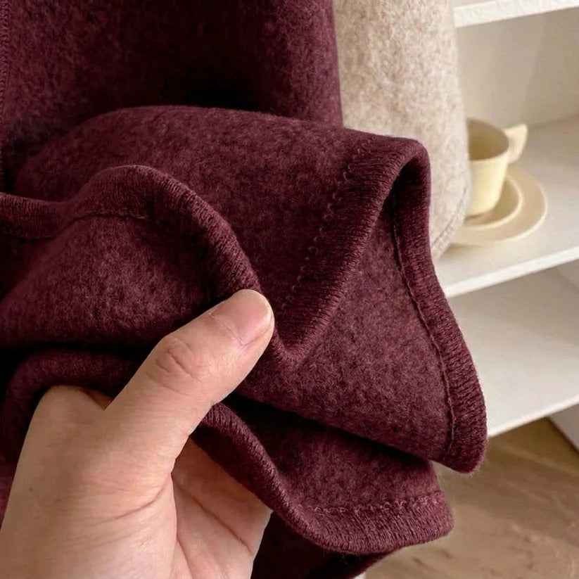 Isabel | Poncho envolvente con presilla frontal