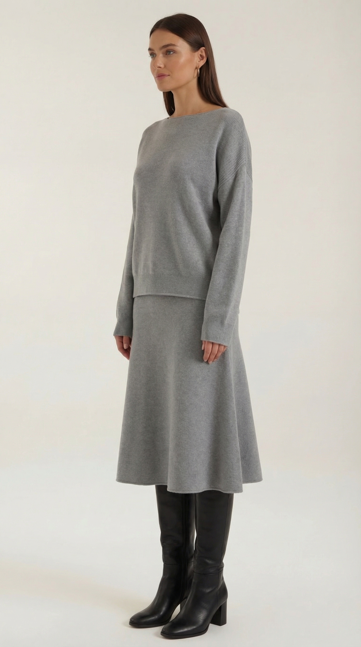 Amy Set: Sweater and Skirt