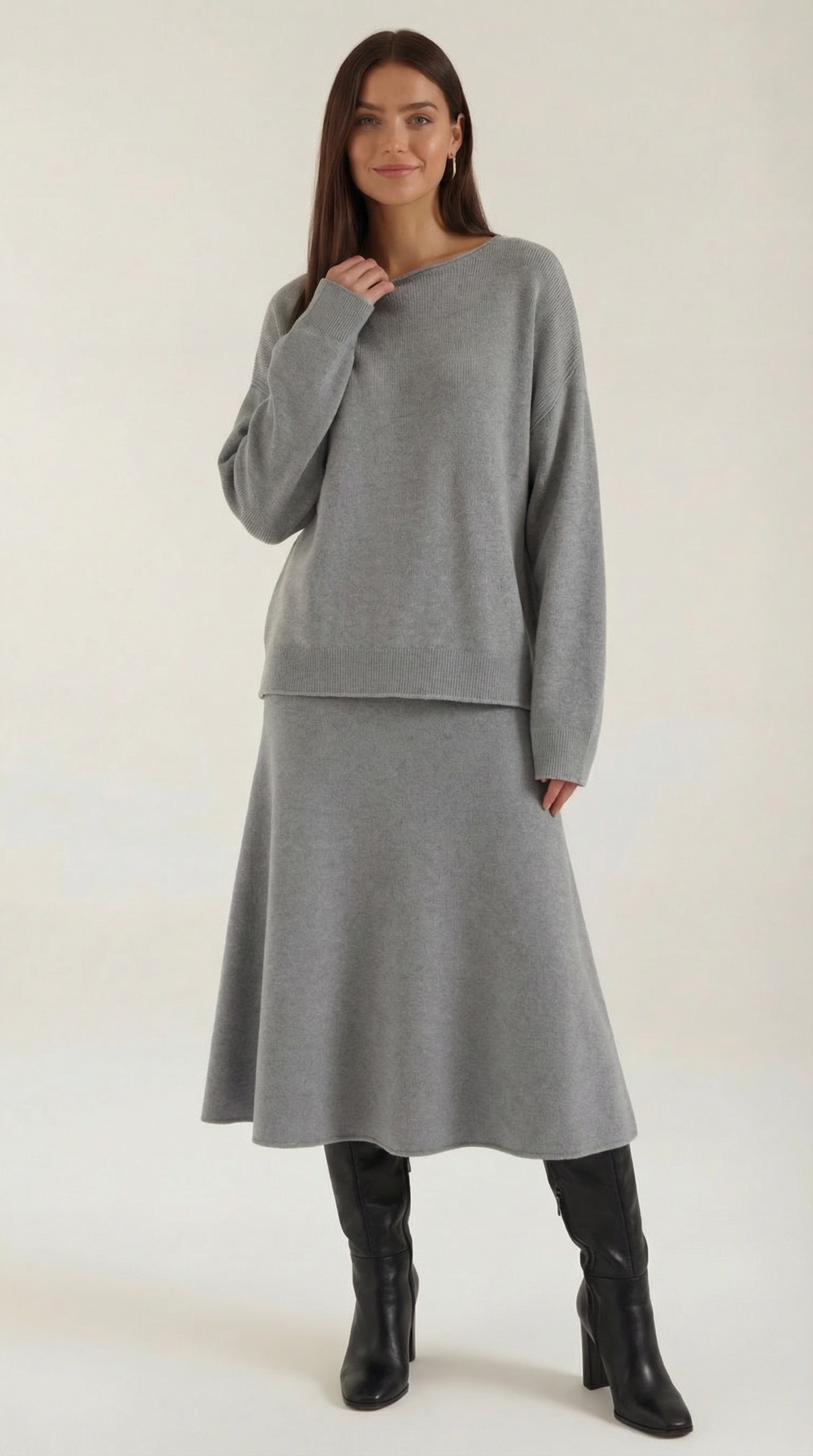 Amy Set: Sweater and Skirt