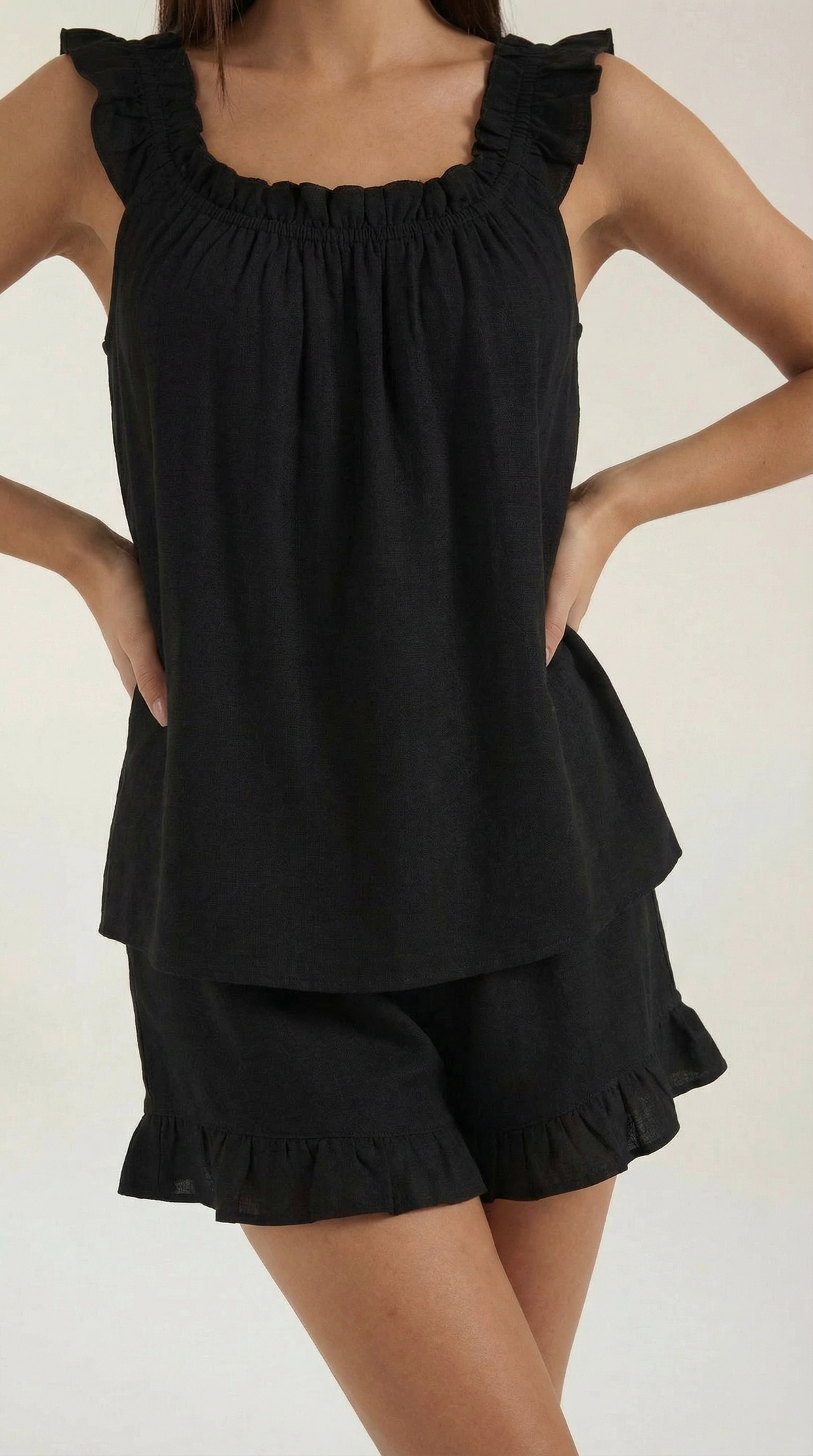 Helen cotton set with ruffle details